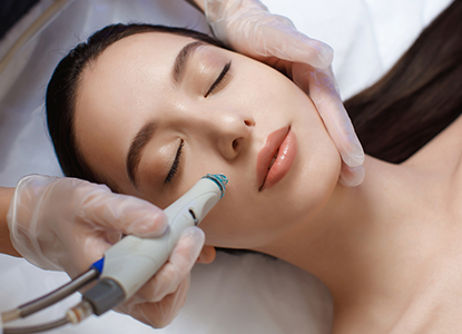 Signature Hydra Facial